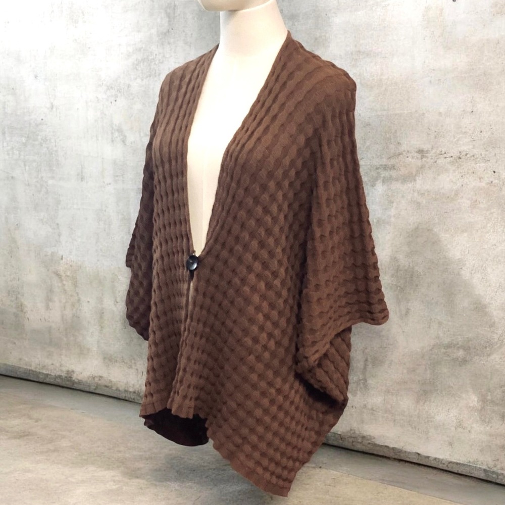 Susan Graver Fully Fashioned Pucker Knit Cocoon Shrug in Nutmeg Brown M/L